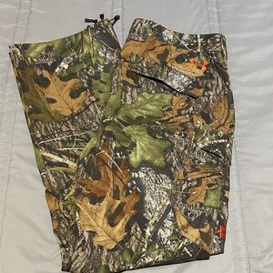 Under Armour Men's Woodland Camo Cargo Pants - Green and Brown